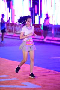 BIB: 28098
                            <button type="button" onclick="openModal(23109328)" class="btn btn-primary btn-sm float-right btn-popup" data-toggle="modal" data-target=".modal-high-quality">
                        <i class="fas fa-shopping-cart"></i> Add to Cart
                    </button>
                                            <button type="button" onclick="isThisMe(23109328, true)" class="btn btn-success btn-sm float-right btn-popup btn-isme hidden" data-toggle="tooltip" data-placement="bottom" title="นี่คือรูปของคุณใช่ไหม คลิกที่นี่เพื่อเอาเข้าอัลบั้ม">
                        <i class="fas fa-plus"></i> Add to album
                    </button>
                    <button type="button" onclick="isThisMe(23109328, false)" class="btn btn-warning btn-sm float-right btn-popup btn-isnotme hidden">
                        <i class="fas fa-ban"></i> Remove from album
                    </button>